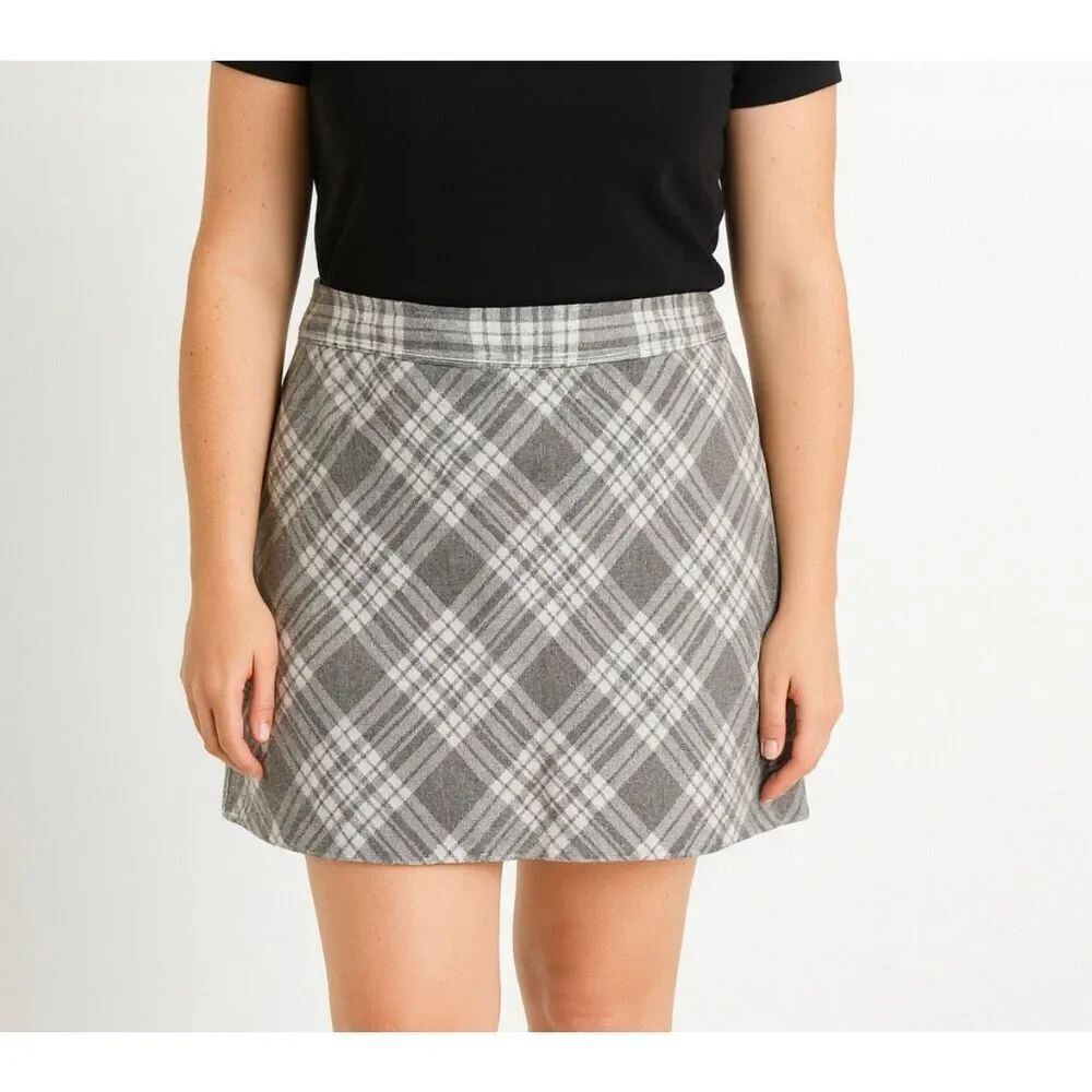 Talbots Wool blend grey and white plaid pencil skirt size 16
